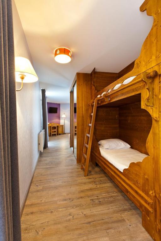 Chambre Familiale (2 Adultes + 3 Enfants)